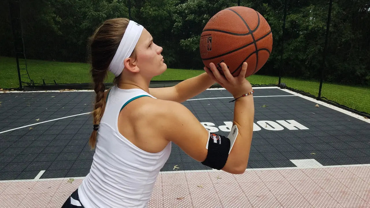 HoopsKing Bulls Eye Basketball Shooting Aid