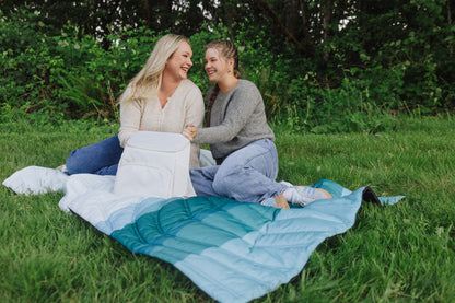 Picnic Time Aura Outdoor Puffer Blanket