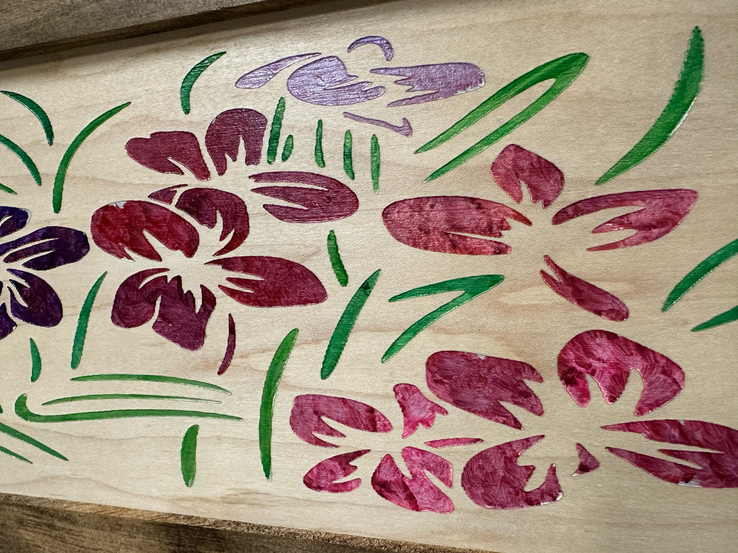 Bellewood Designs - Hidden Gun Safe Just Flowers Wall Decoration