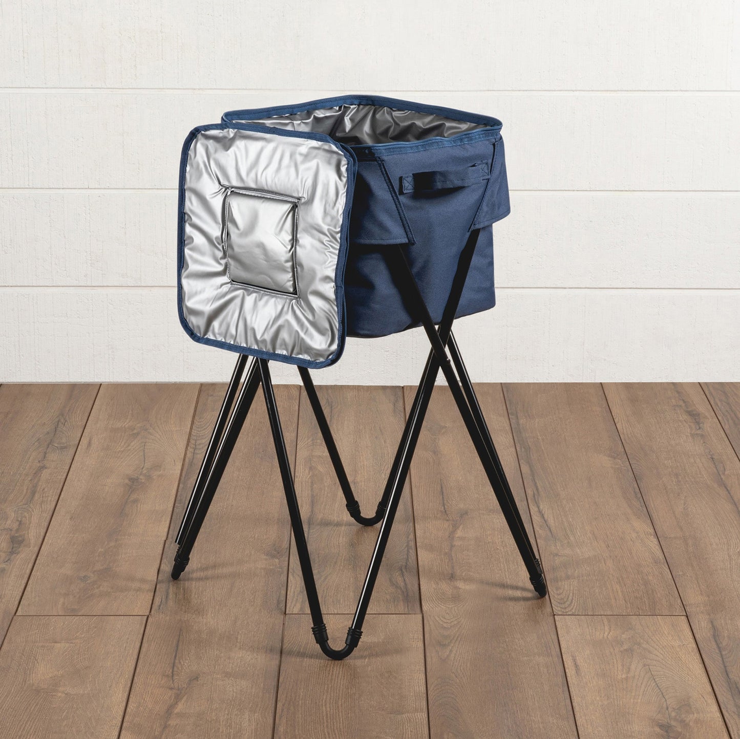Picnic Time Camping Party Cooler with Stand