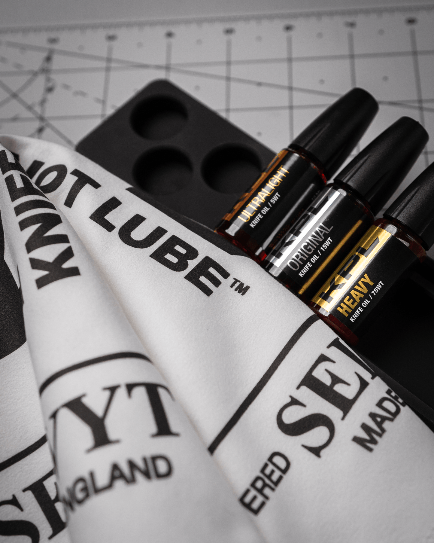 Knife Pivot Lube ULTIMATE Microfiber Cloth - Selvyt MF - Angler's Pro Tackle & Outdoors