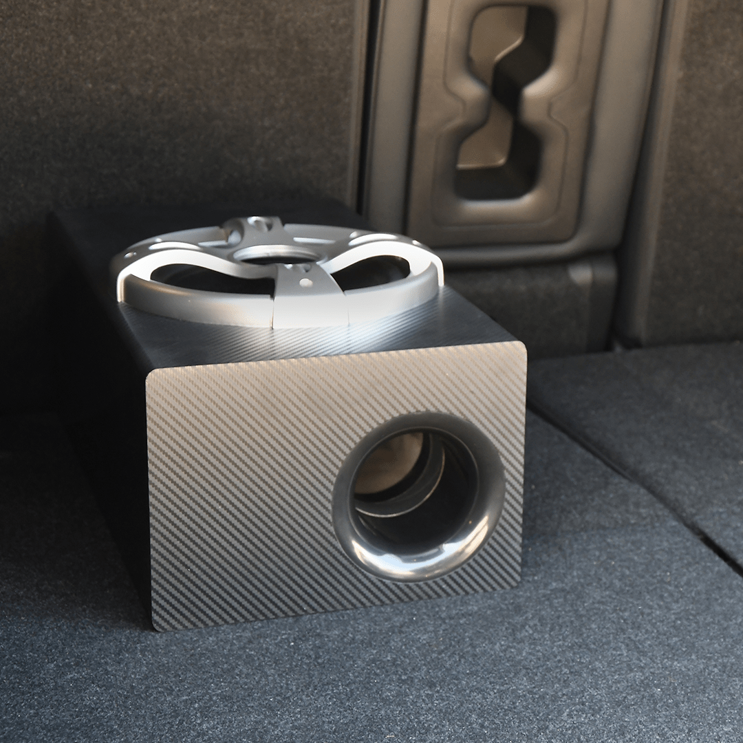 Magnadyne Linear Series LS-SUB-200 | 320-Watt Amplifier Powered 8" Ported Subwoofer