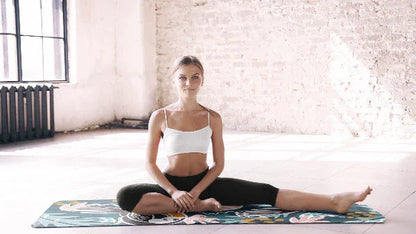 Yune Yoga 5mm Yoga Mat Dora Szentmihalyi Toucan