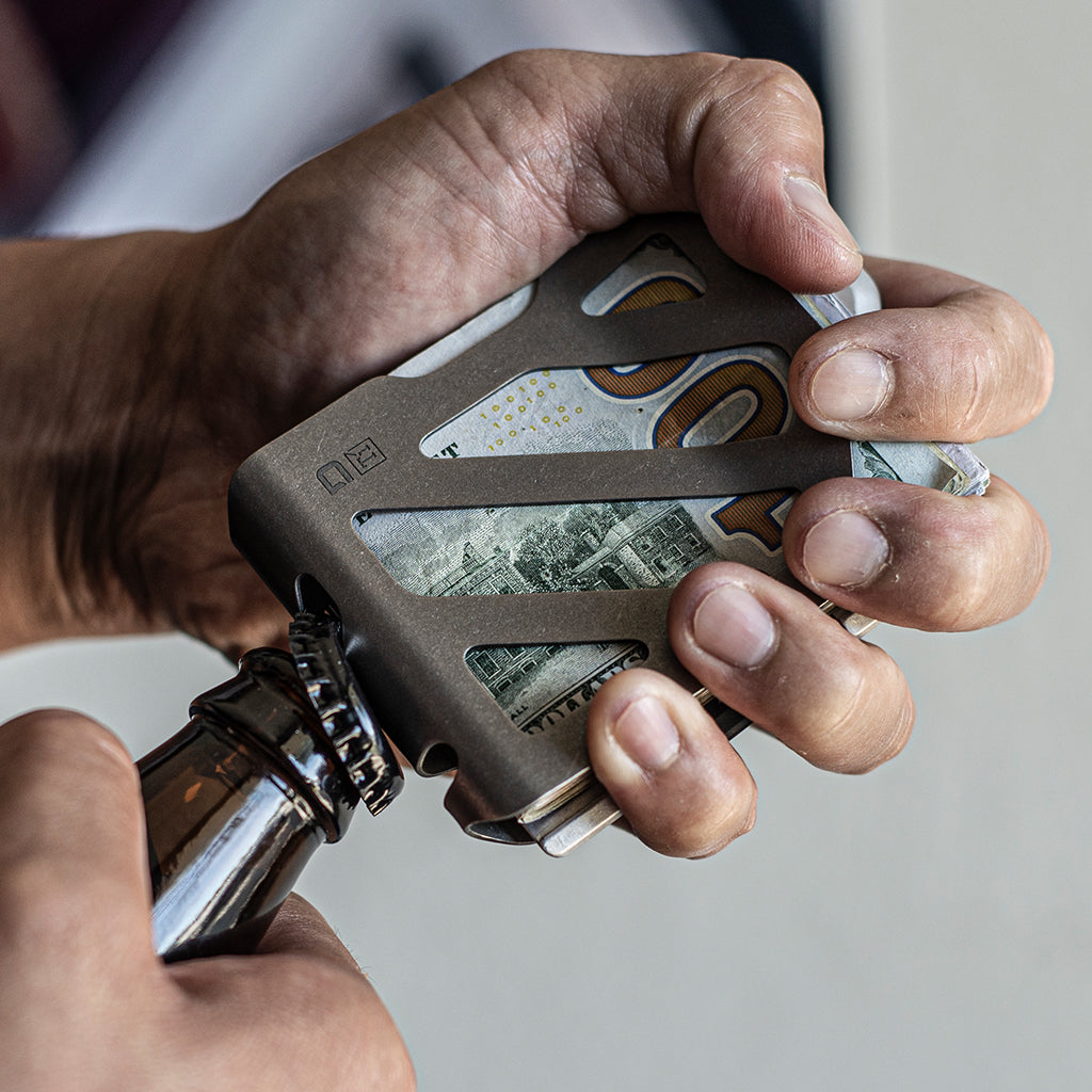 DANGO MC01 TITANIUM MONEY CLIP