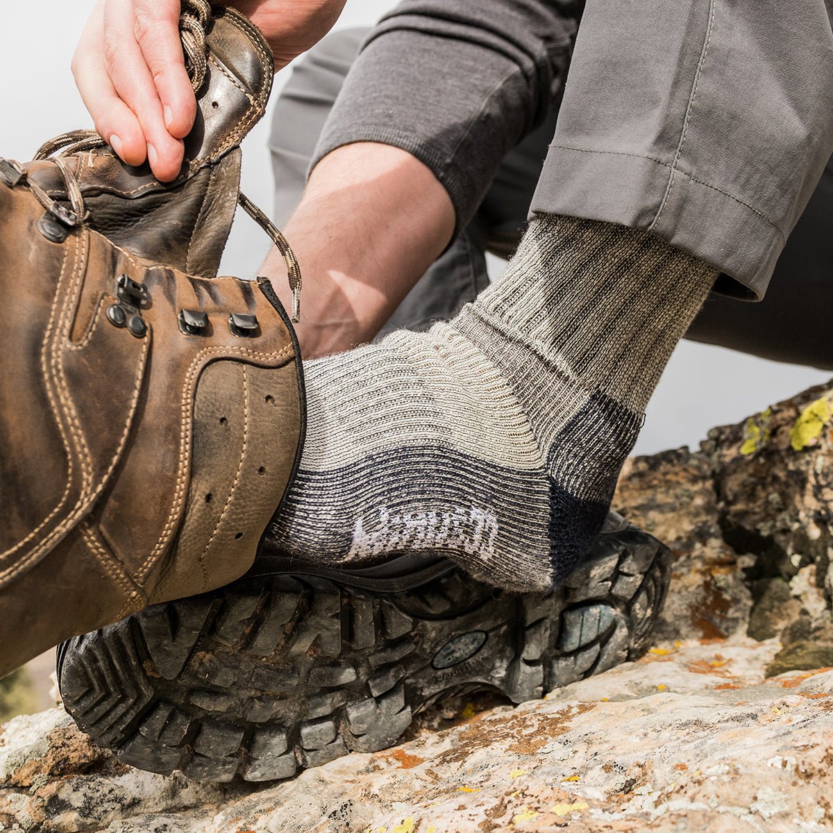 Minus33 Midweight - Day Hiker Crew Socks - Angler's Pro Tackle & Outdoors