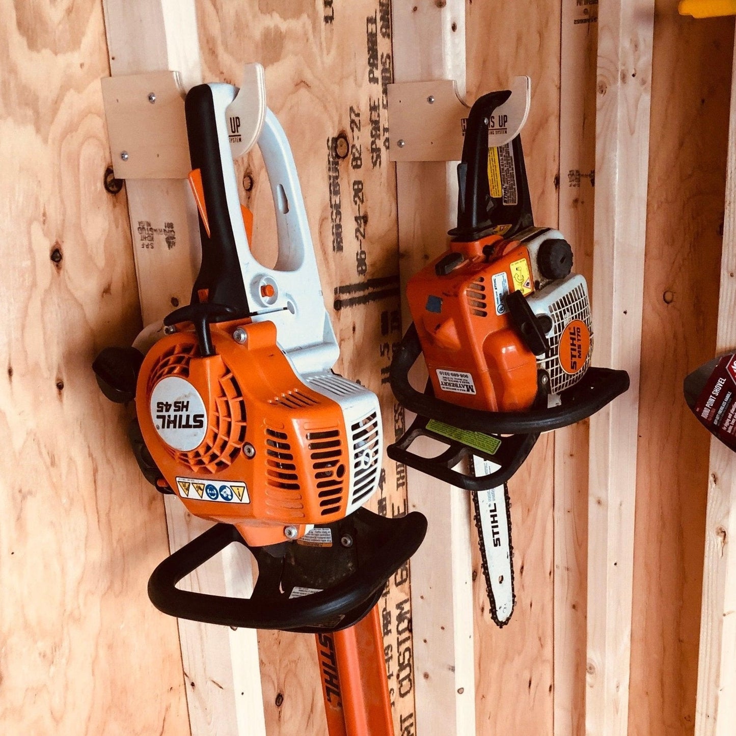 HangThis Up - Miscellaneous Organizer Hook, Storage shed, Yard Shed Organization System, Yard Tool Rack