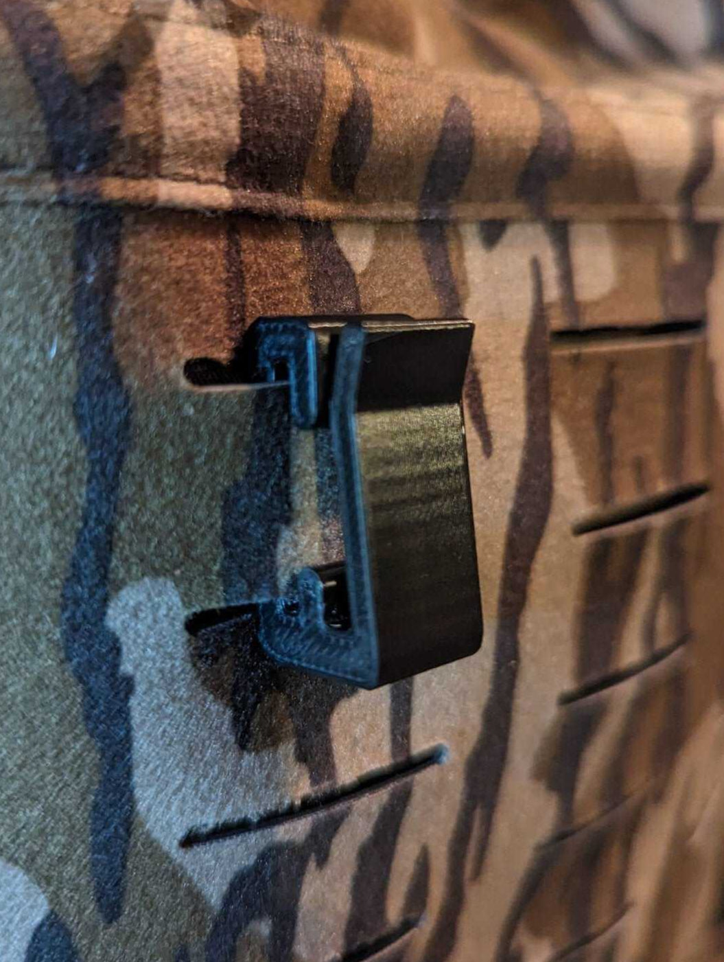 3D Hunting Solutions Molle Hook/Hanger