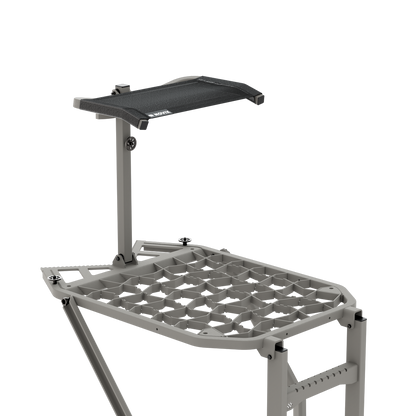 Novix Raider Ladder Stand