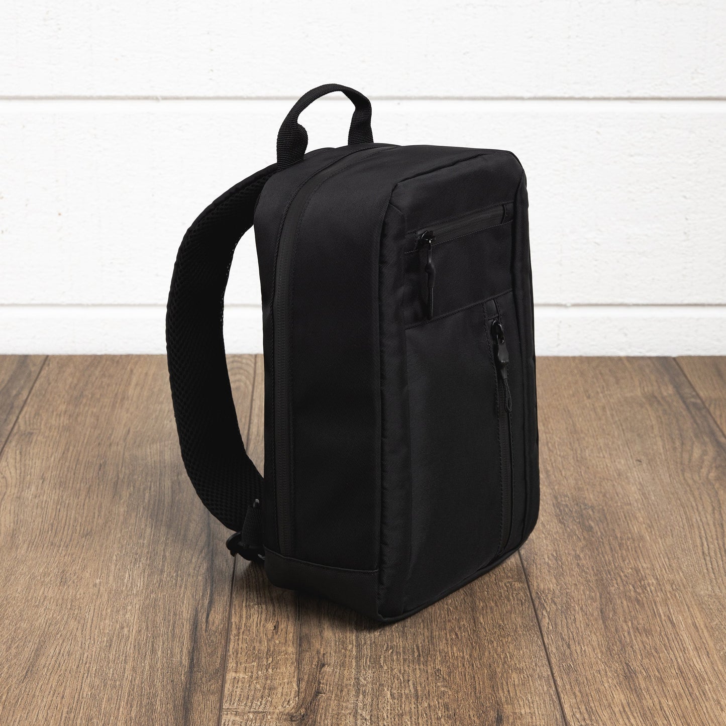 Picnic Time Tarana Insulated Sling Bag