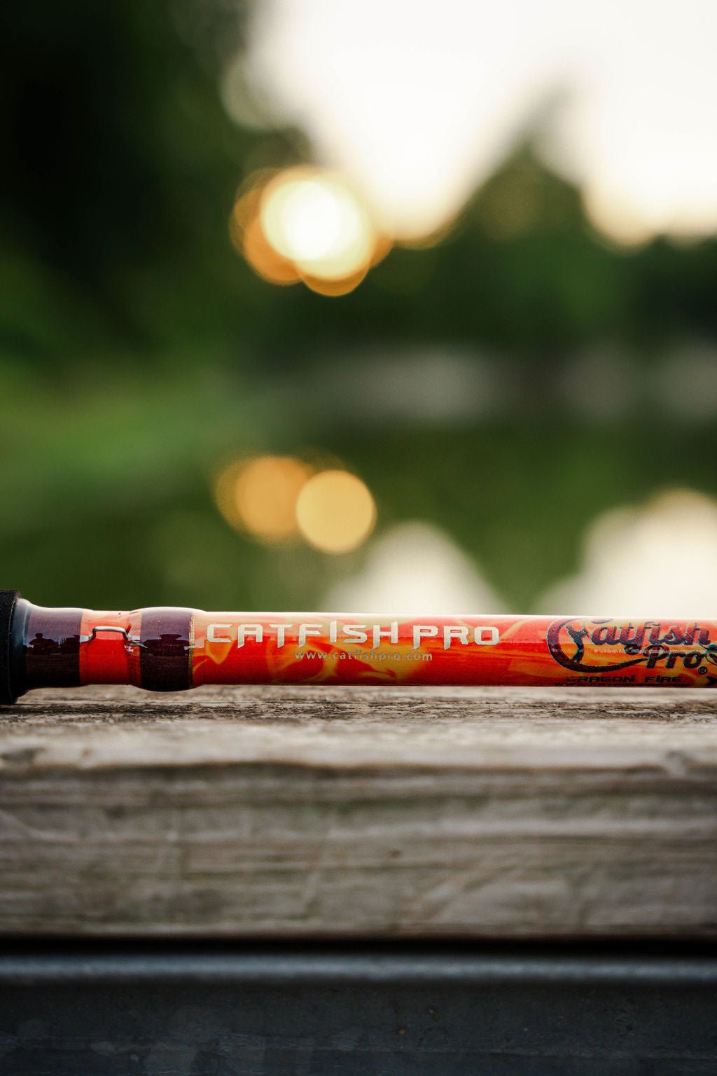 Catfish Pro Orange Dragon Fire Casting Glow Rod