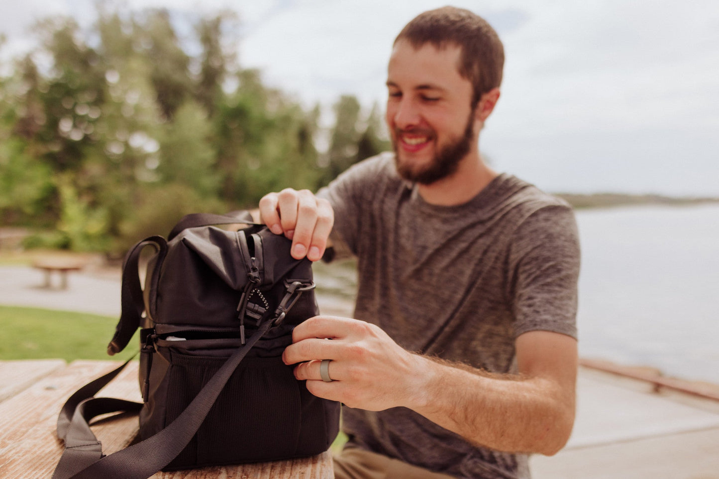 Picnic Time Tarana Recycled Lunch Bag Cooler with Utensils