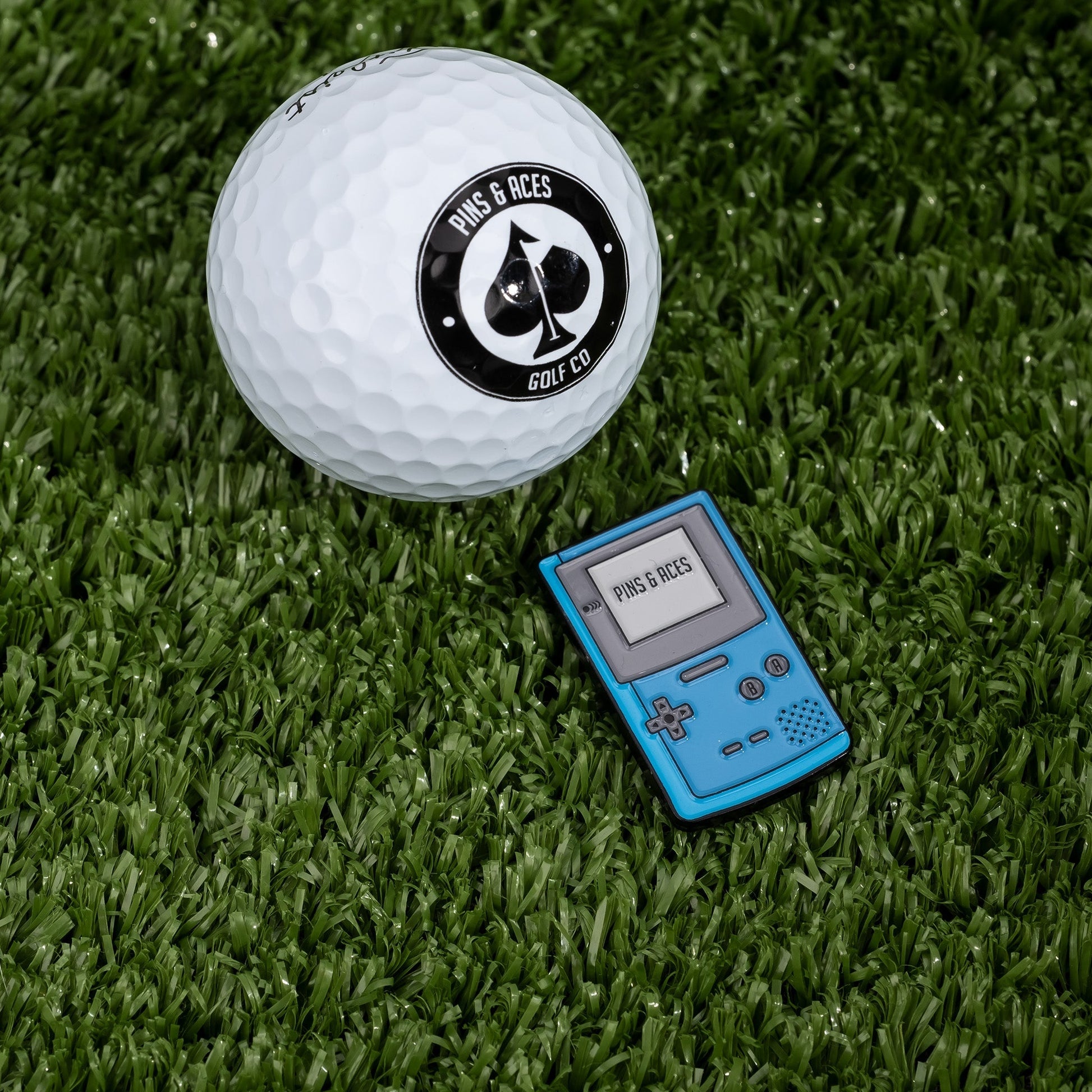 Pins and Aces Game Boy Ball Marker - Angler's Pro Tackle & Outdoors