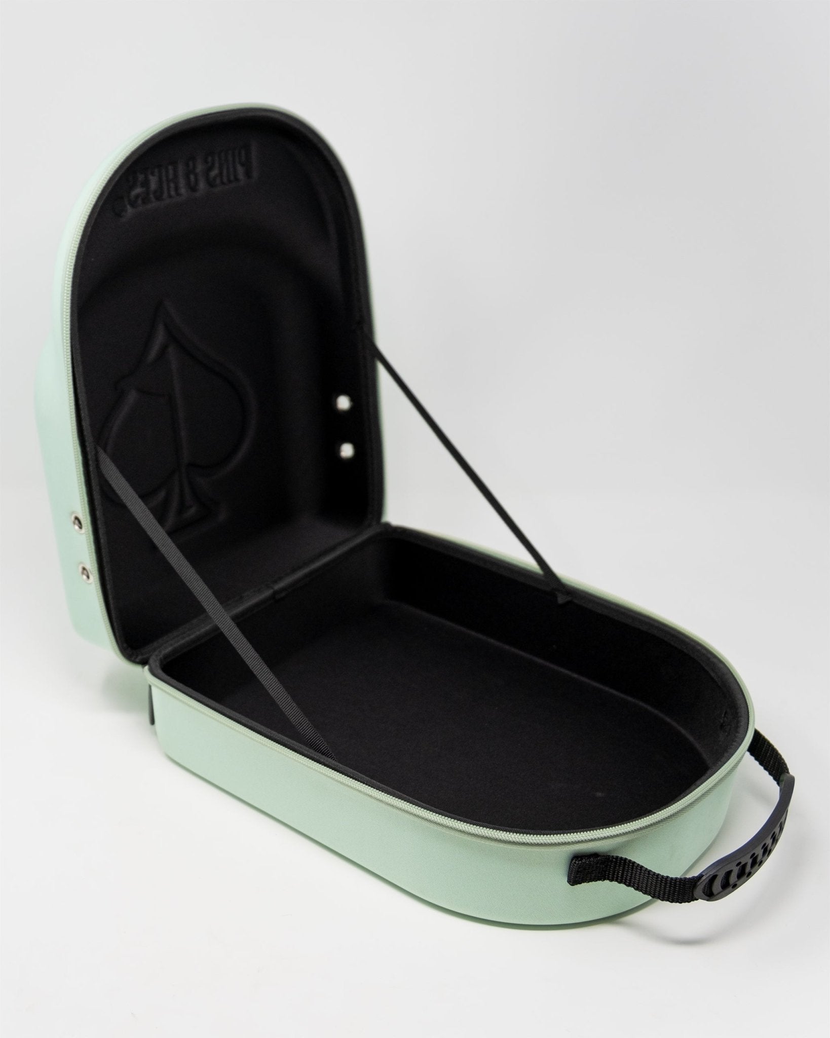 Pins and Aces Hat Caddie - Angler's Pro Tackle & Outdoors