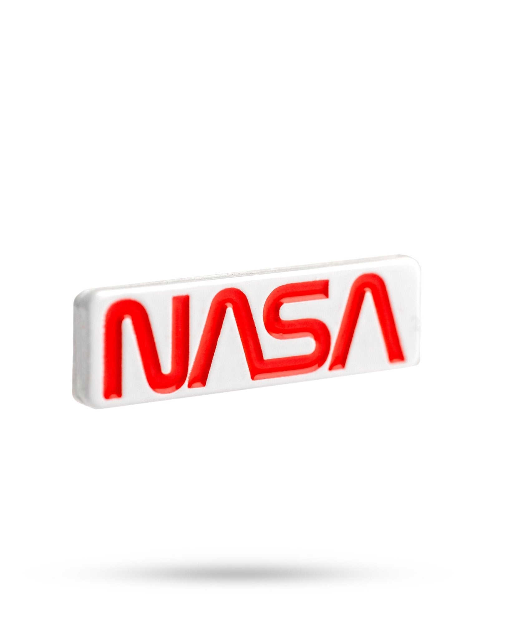 Pins and Aces NASA "Worm" Ball Marker - Angler's Pro Tackle & Outdoors