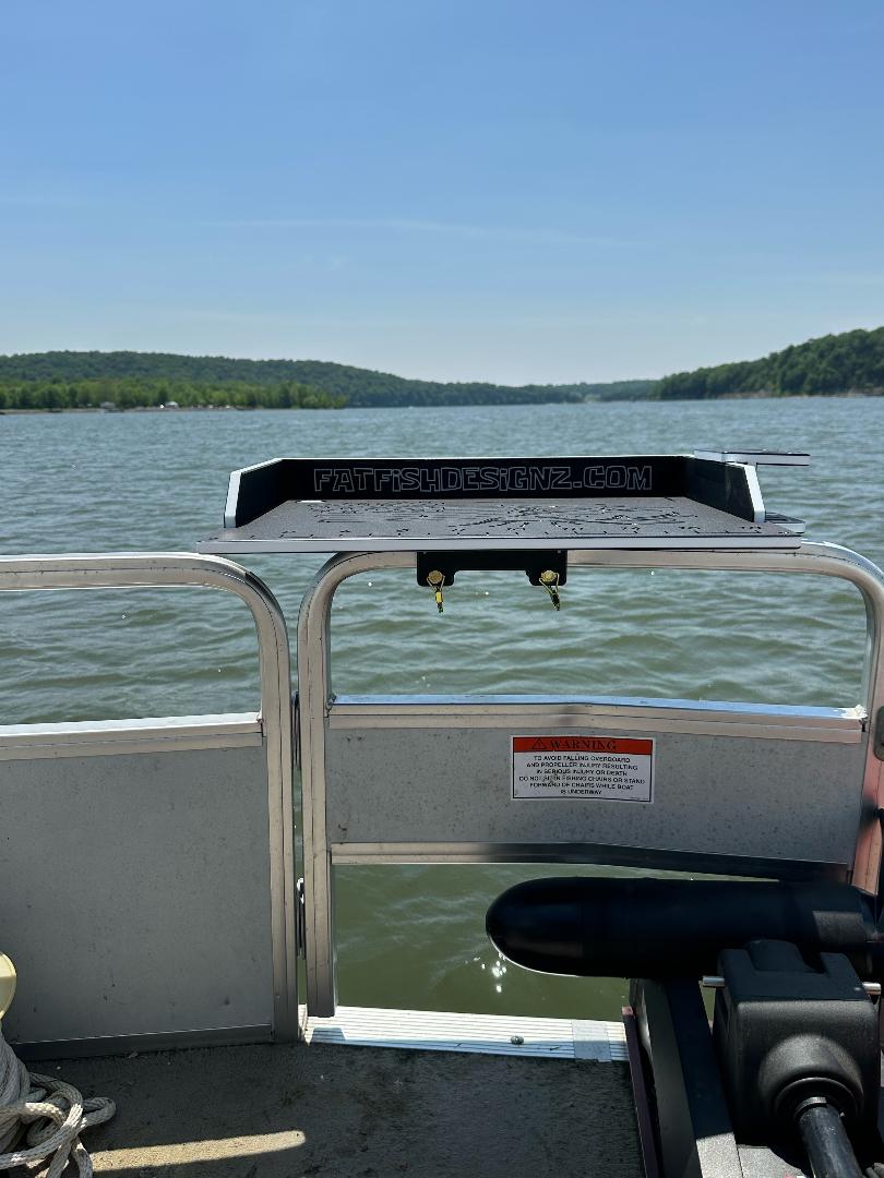 Fat Fish Designz Pontoon Rail Mount for Cutting Board (cutting board sold separately)