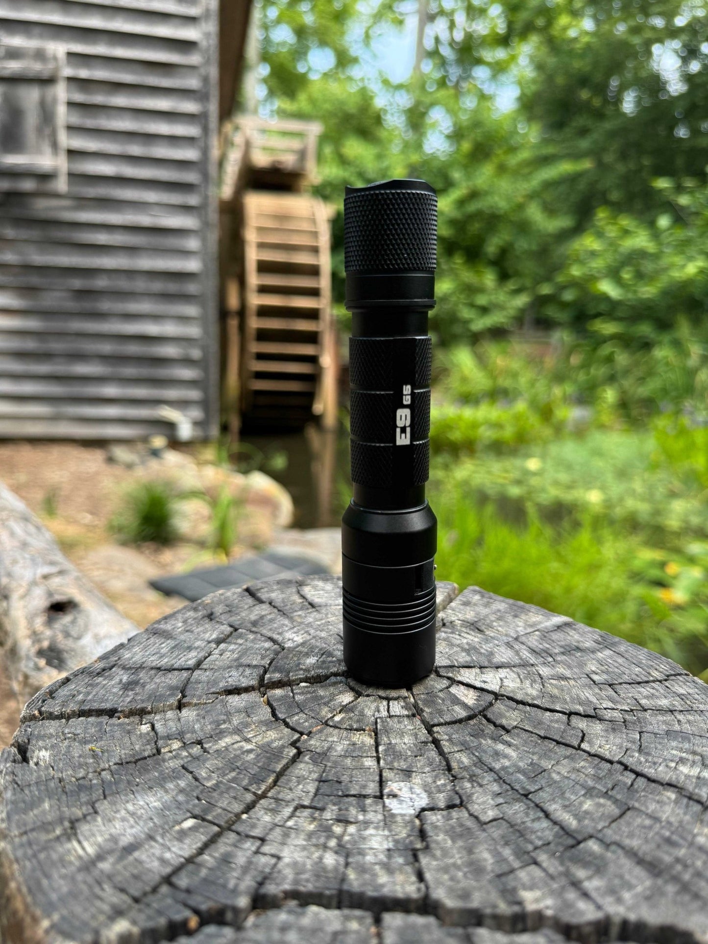 Powertac - E9 GEN5 Long Throw - 3,000 Lumen Tactical EDC Flashlight - Angler's Pro Tackle & Outdoors