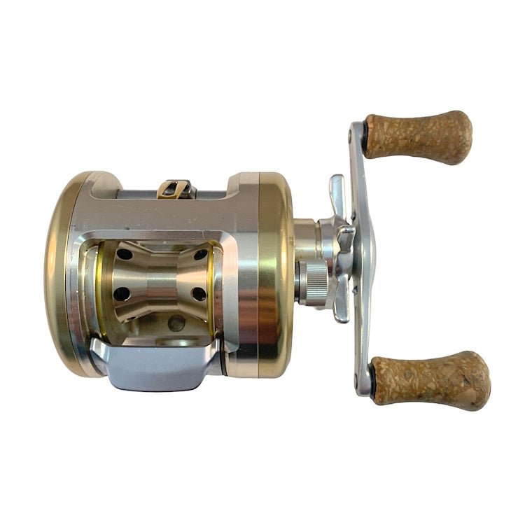 Pre-Owned Daiwa Millionaire CV-Z253 Casting Reel