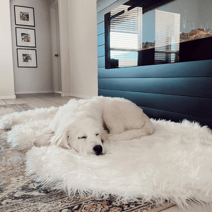 PupRug by Paw.com™ Faux Fur Orthopedic Dog Bed - Curve Polar White - Angler's Pro Tackle & Outdoors