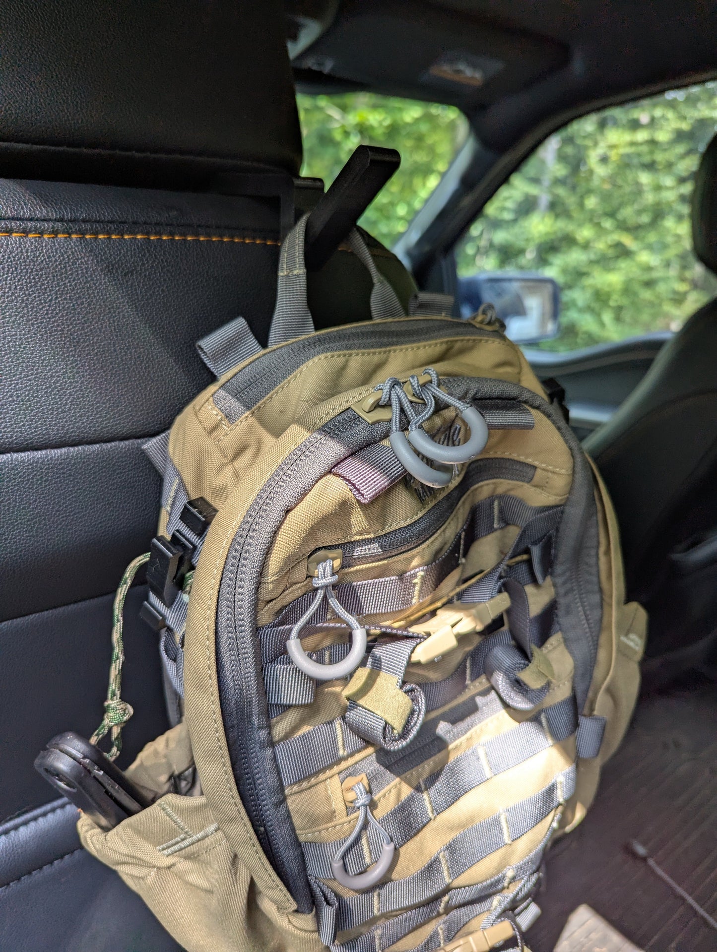 3D Hunting Solutions Headrest Post Bow/Gear Hanger