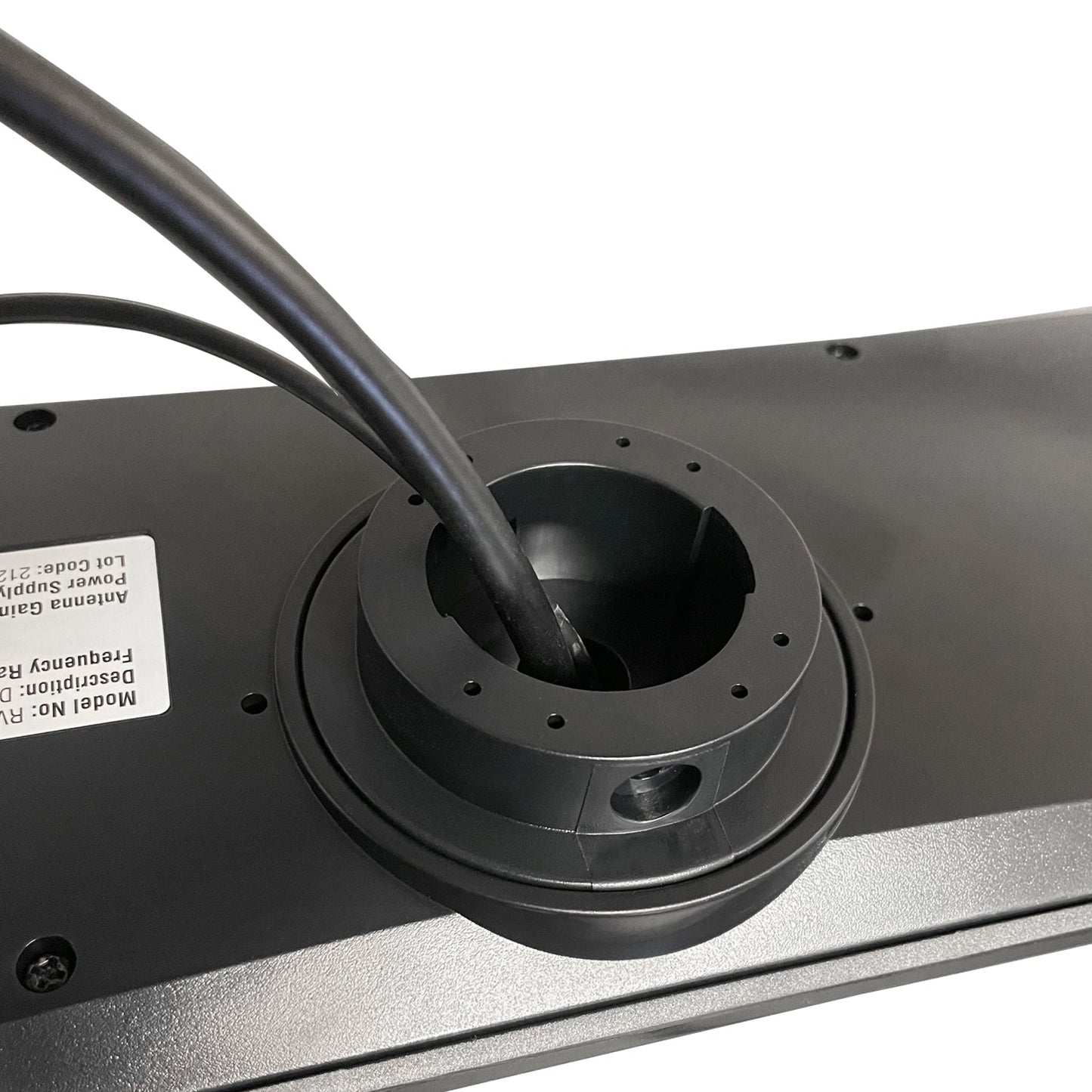 Magnadyne RV-Link RVTV1T | Wing Style RV HDTV/AM/FM Antenna with F-Connector / Motorola Plug