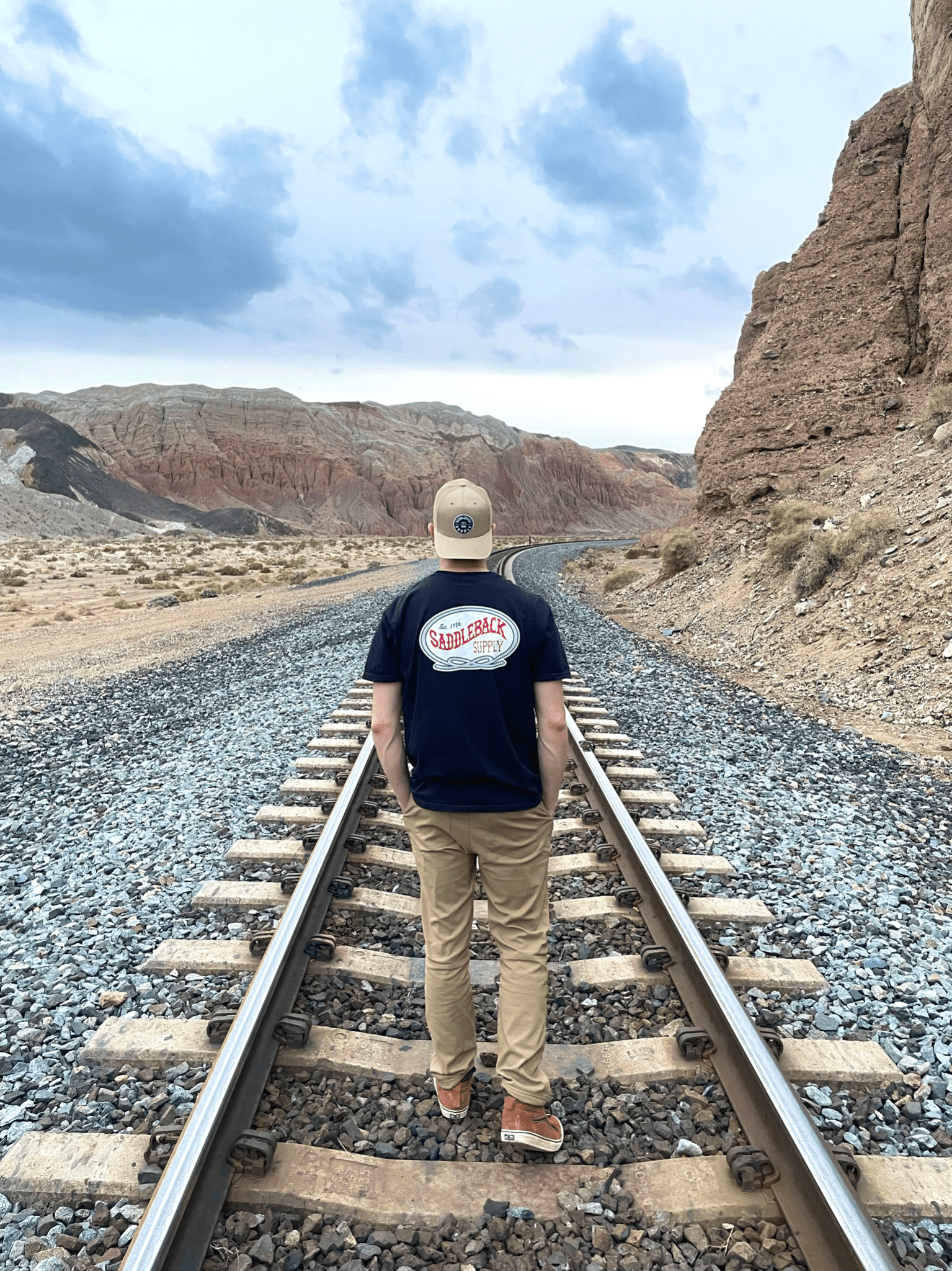 Saddleback Retro Tee - Angler's Pro Tackle & Outdoors