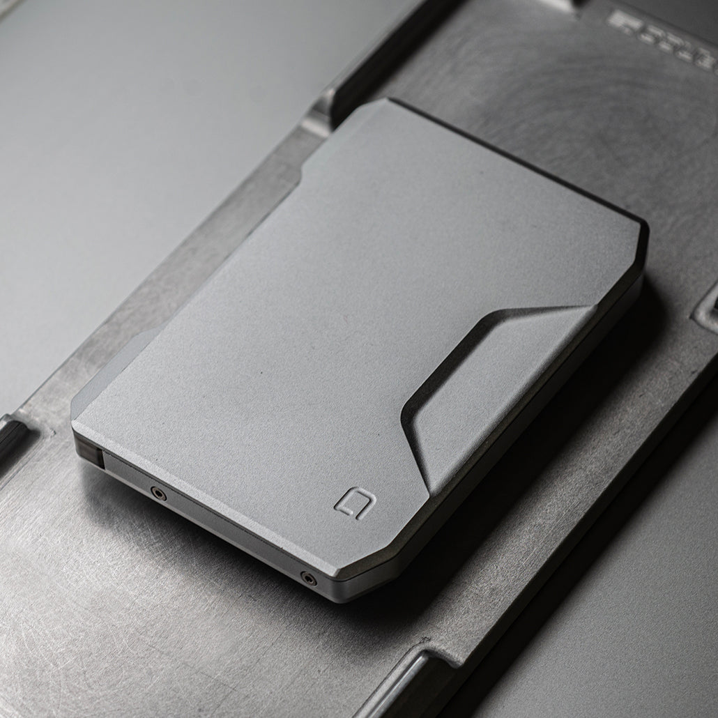 DANGO SK1 Slide Kick Wallet