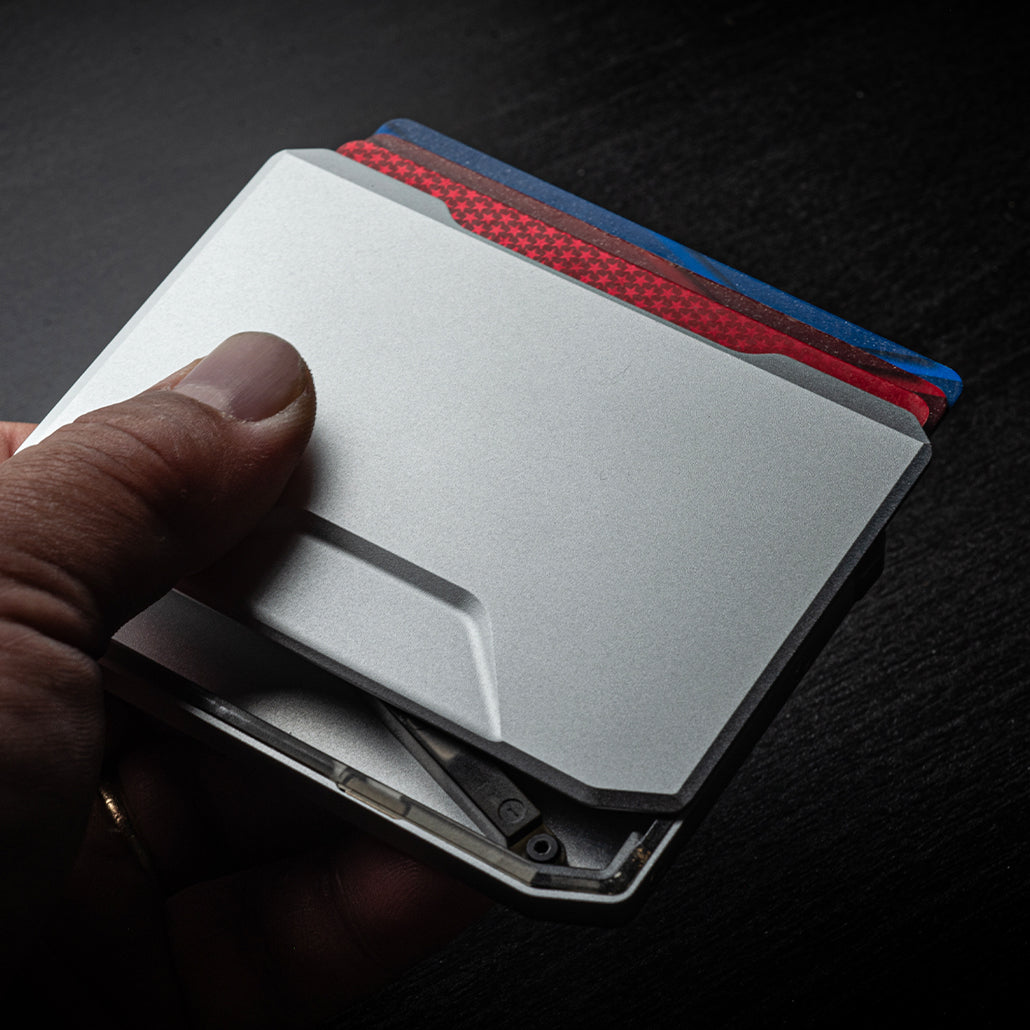 DANGO SK1 Slide Kick Wallet