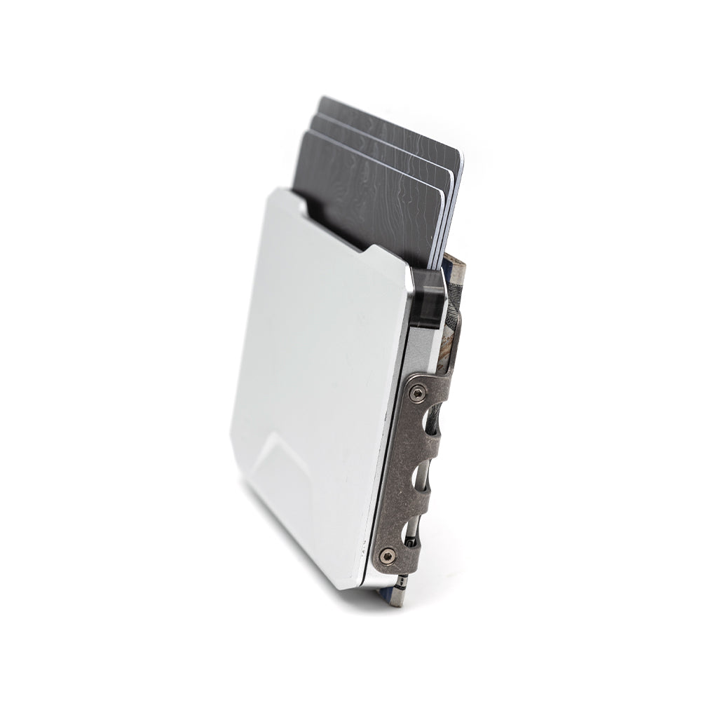 DANGO SK1 Slide Kick Wallet with Titanium Money Clip