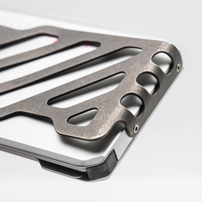 DANGO SK1 Slide Kick Wallet with Titanium Money Clip