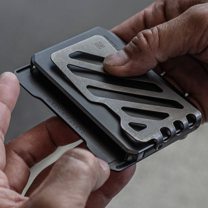 DANGO SK1 Slide Kick Wallet with Titanium Money Clip
