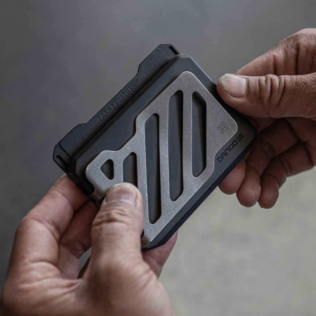 DANGO SK1 Slide Kick Wallet with Titanium Money Clip