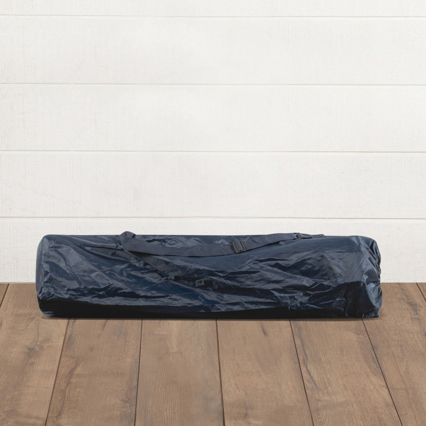 Picnic Time  Outlander XL Camping Chair with Cooler