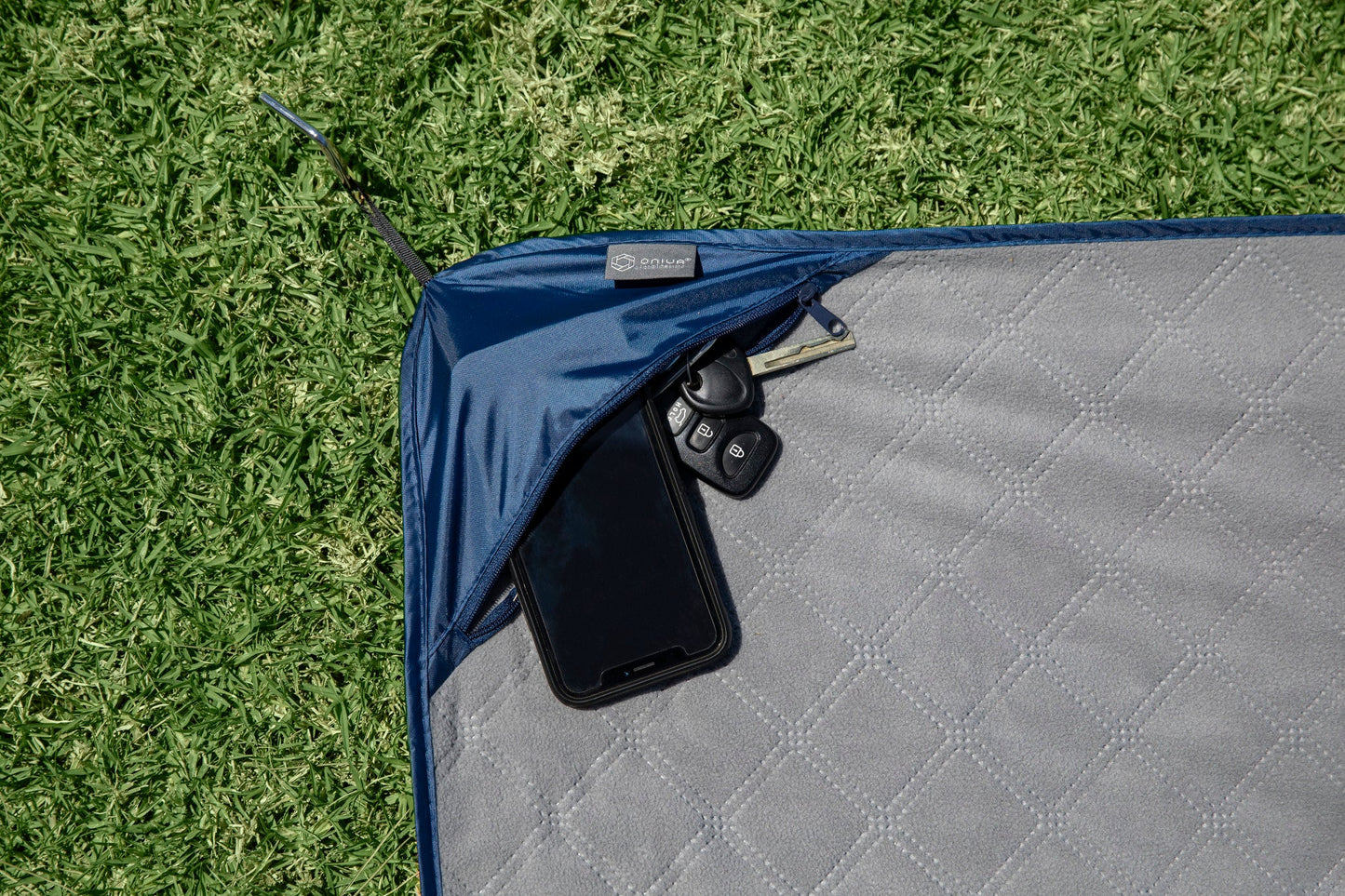 Picnic Time All-Purpose Machine Washable Stadium Blanket