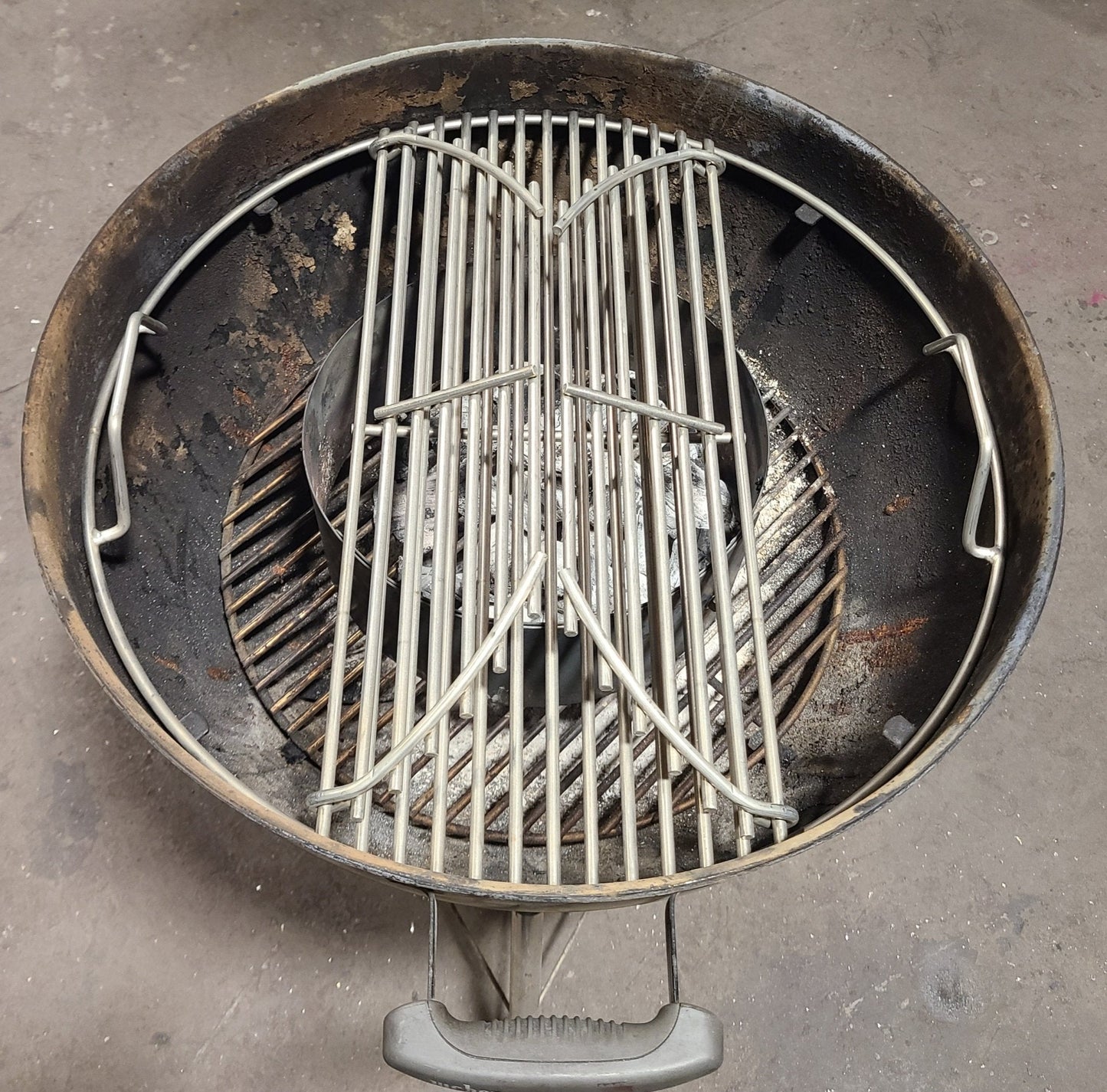 Hunsaker Vortex Smokers Super Heavy Duty Food Grate For 22" Kettle (0.275" Stainless Steel, heavier than 1/4")