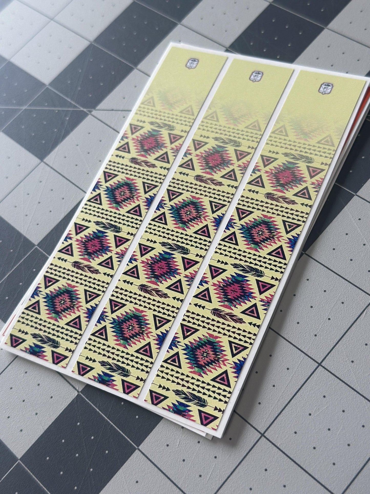 The Bowtique Western Pattern 6 Arrow Wraps - Angler's Pro Tackle & Outdoors