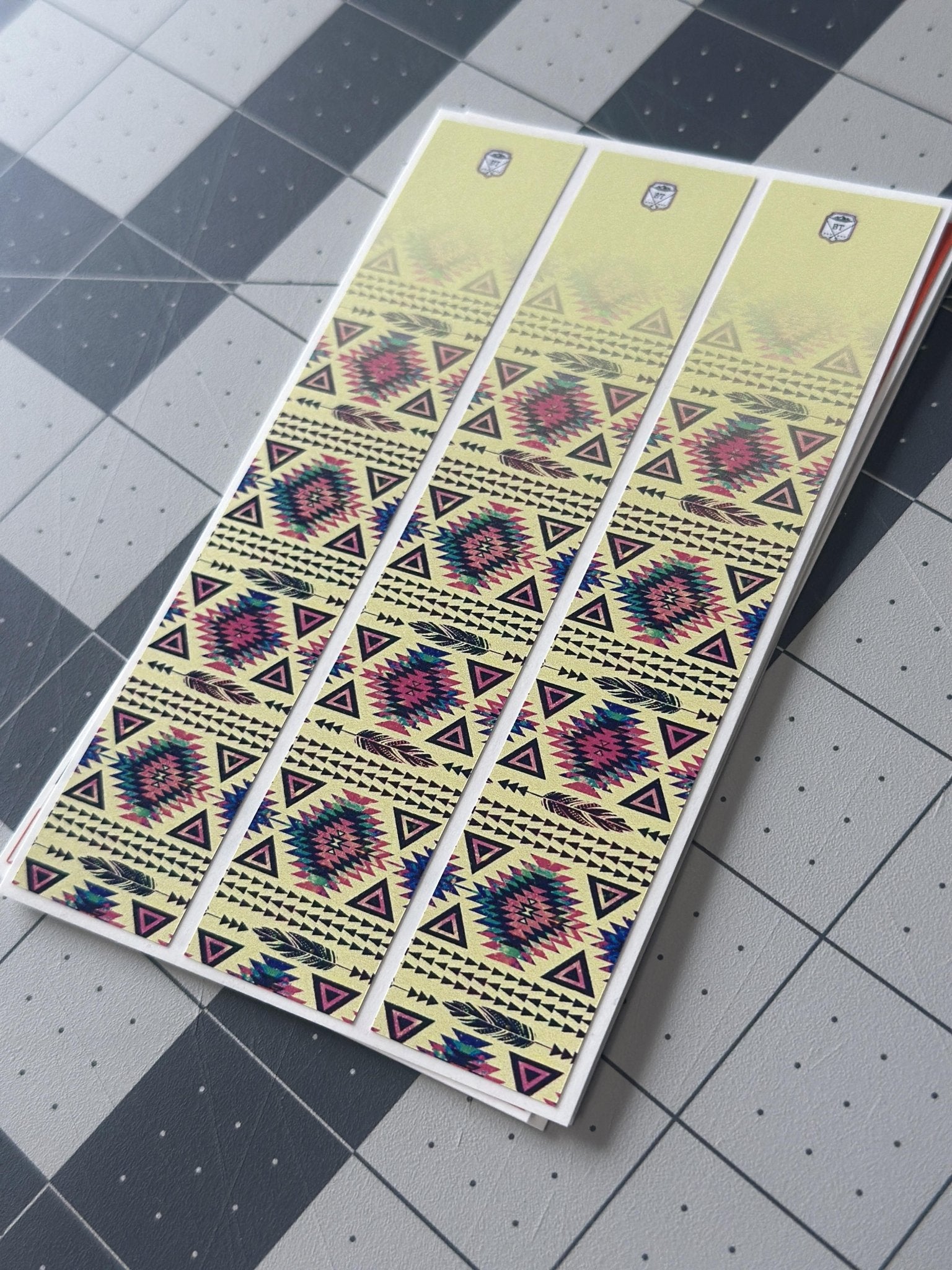 The Bowtique Western Pattern 6 Arrow Wraps - Angler's Pro Tackle & Outdoors