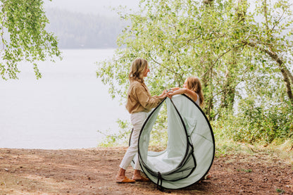 Picnic Time Manta Portable Beach Tent