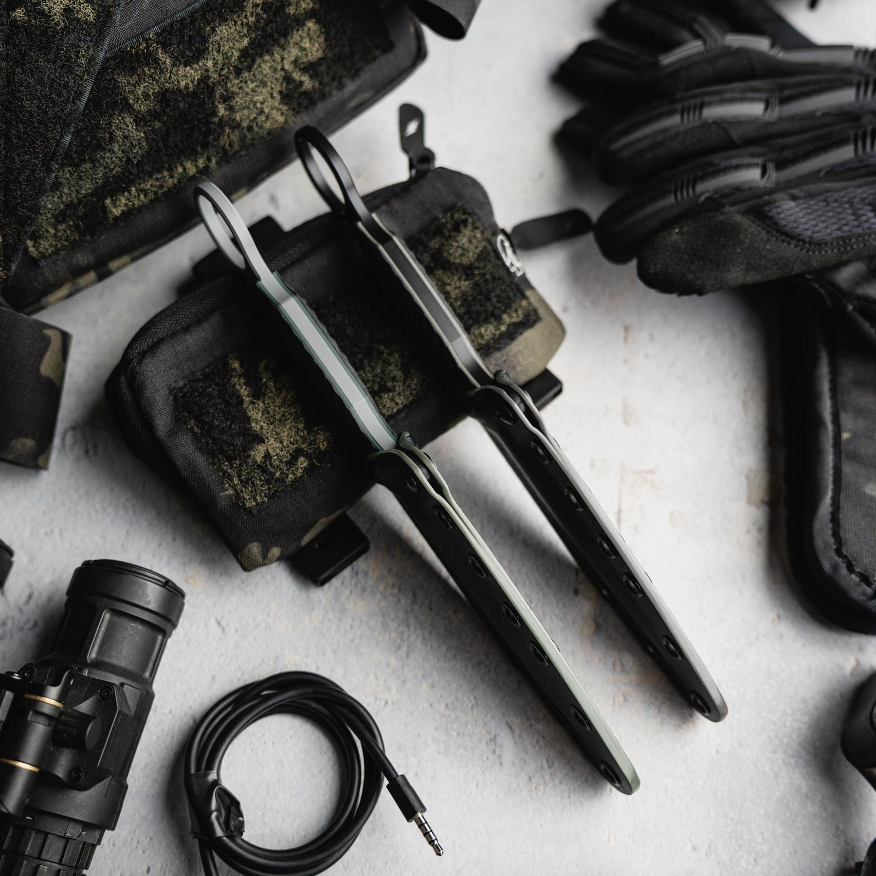 Toor Knives Specter R - SOCOM Black - Angler's Pro Tackle & Outdoors