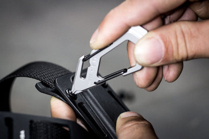 Trayvax Talon Carabiner Multi-Tool S35VN