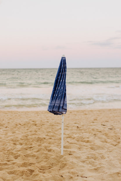 Picnic Time 5.5 Ft. Portable Beach Umbrella