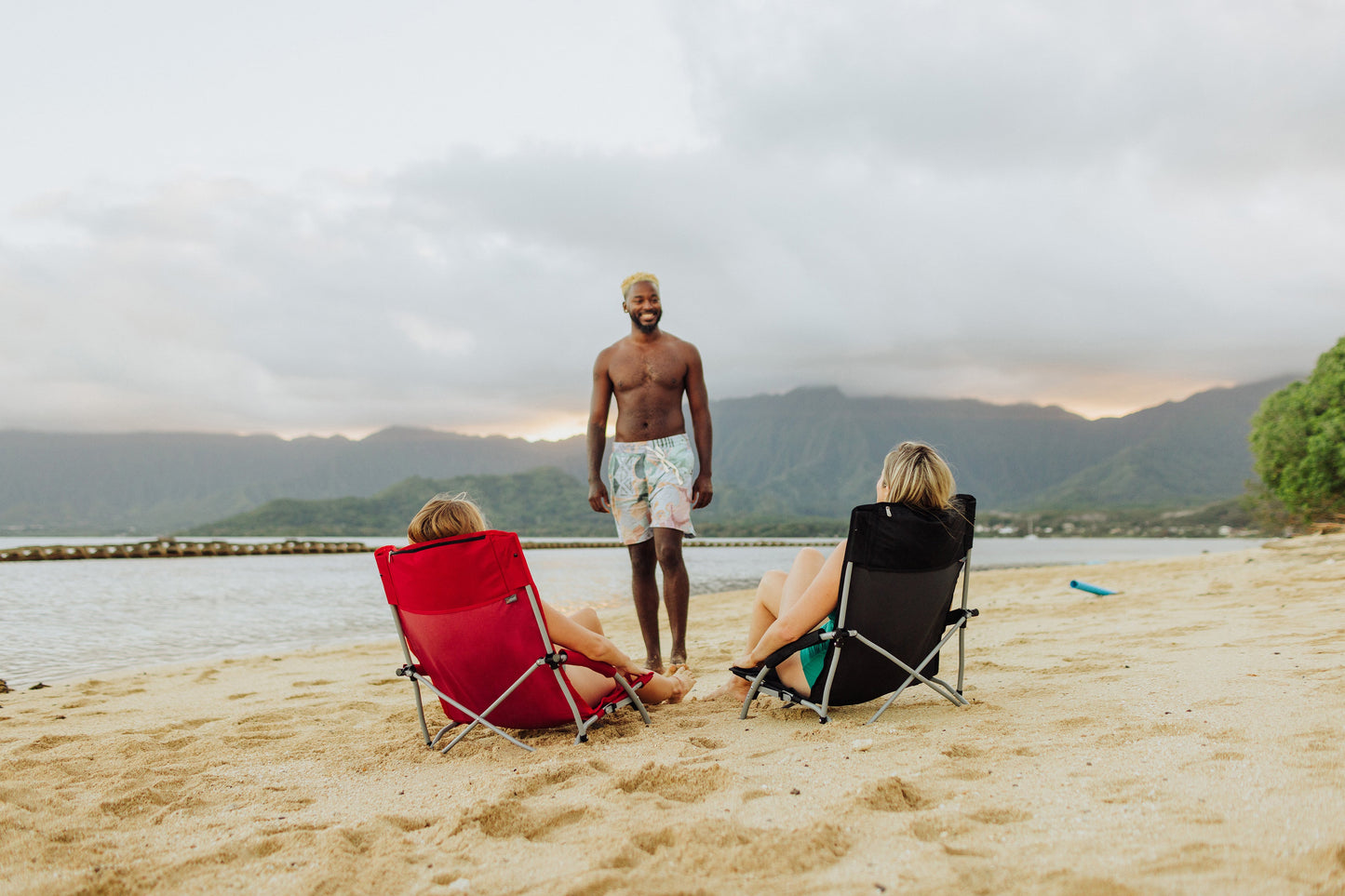 Picnic Time Tranquility Beach Chair with Carry Bag