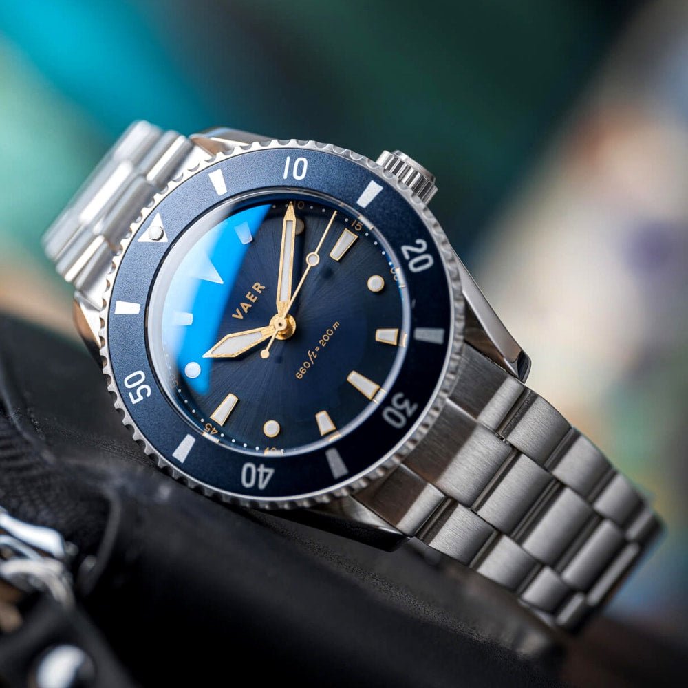 Vaer DS4 Meridian Navy - Solar 38mm - Angler's Pro Tackle & Outdoors