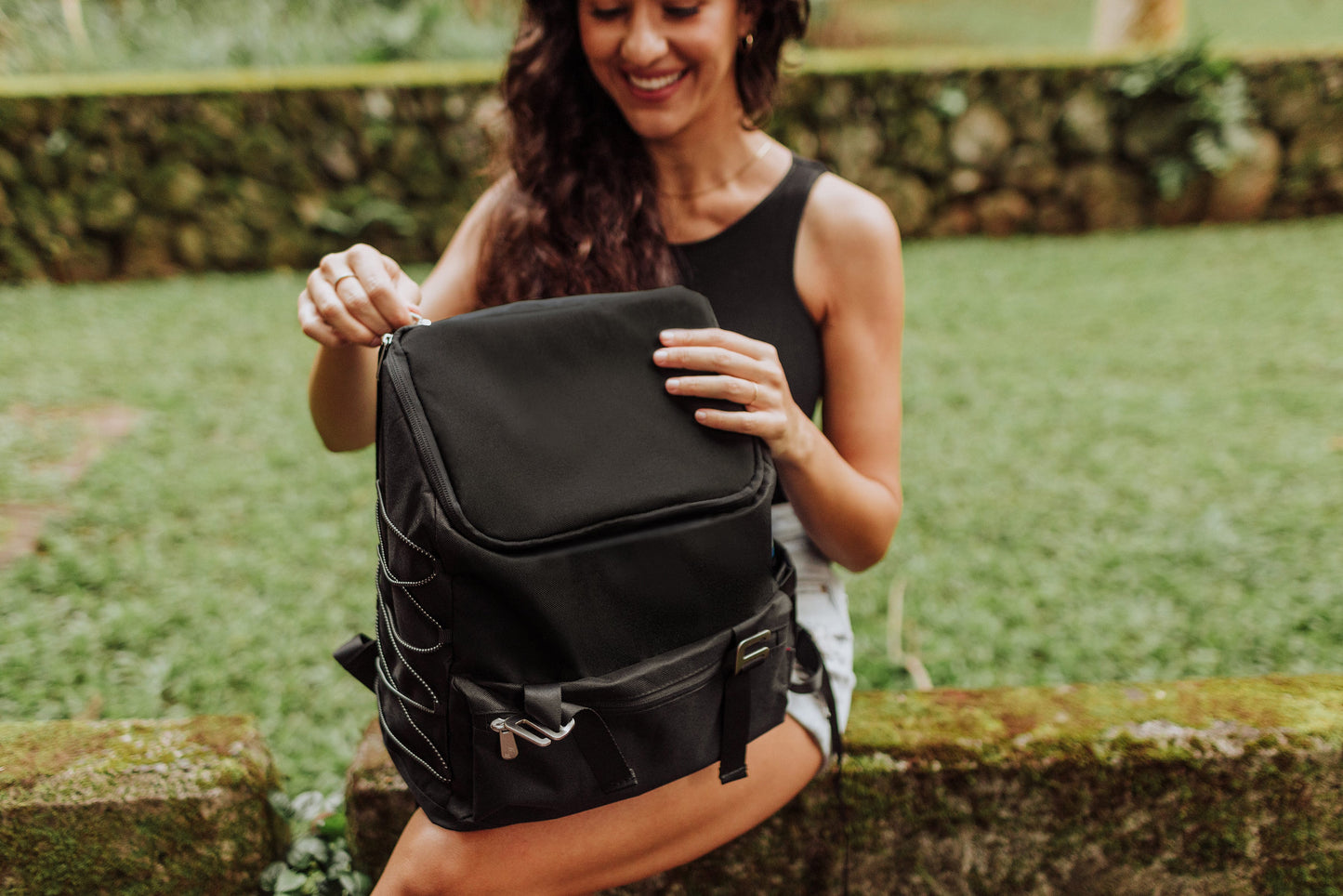 Picnic Time On The Go Traverse Backpack Cooler