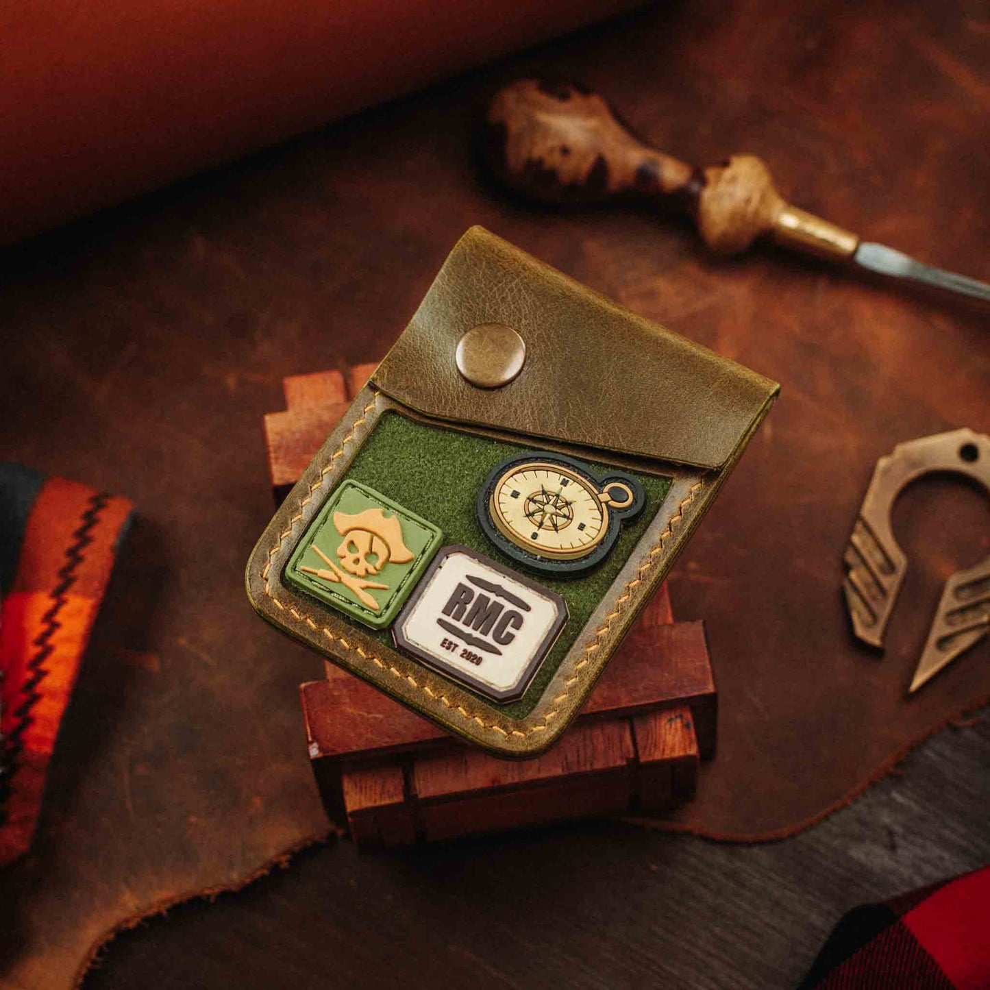 Pirate Goods Leather Velcro Wallet - Voyager v2 | Patch Display Card Holder | EDC