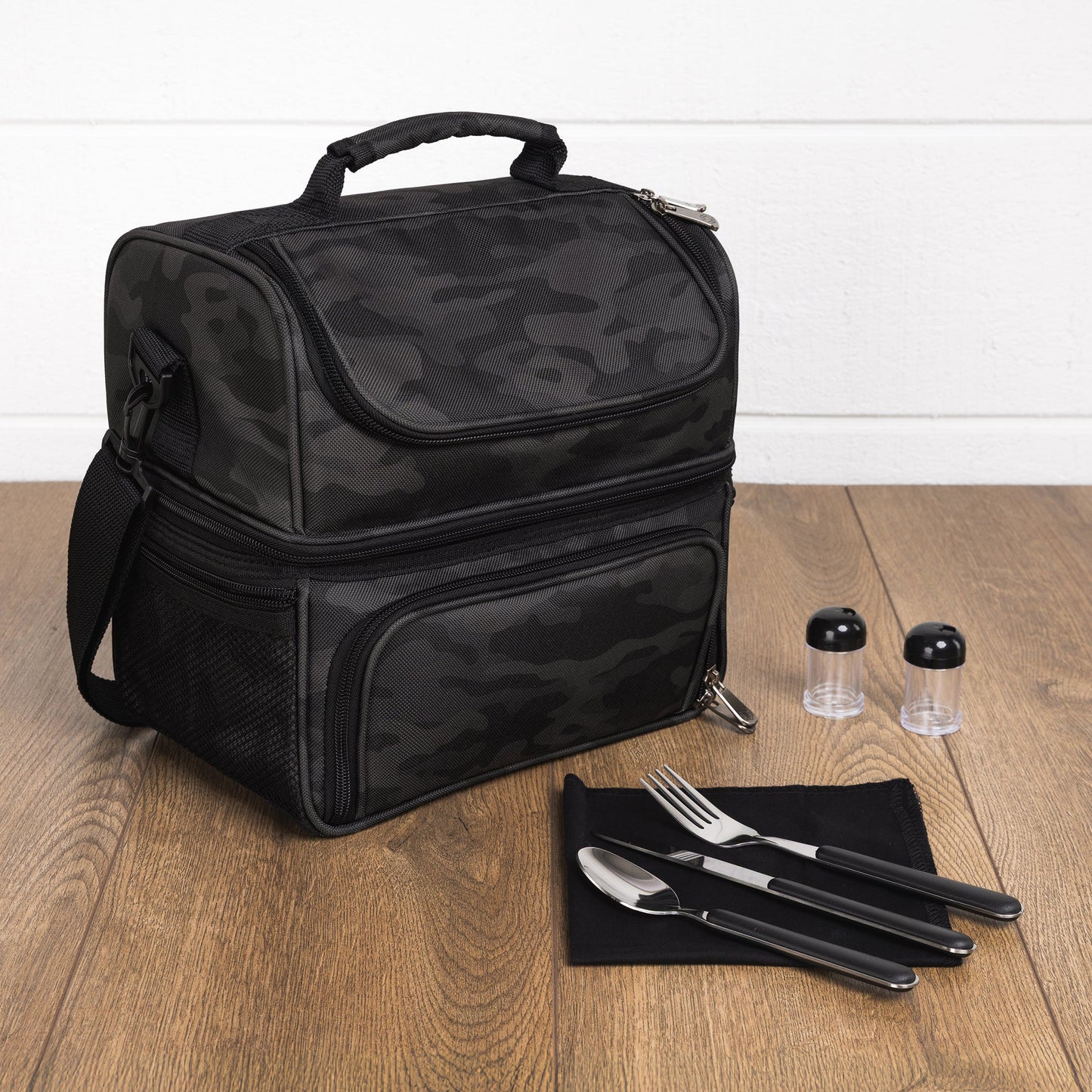 Picnic Time  Pranzo Lunch Bag Cooler with Utensils