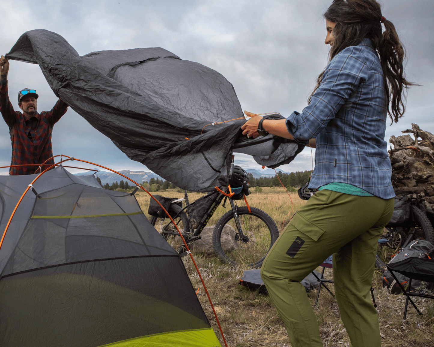 Club Ride Apparel Women's Element Tech-Stretch Cargo Pant