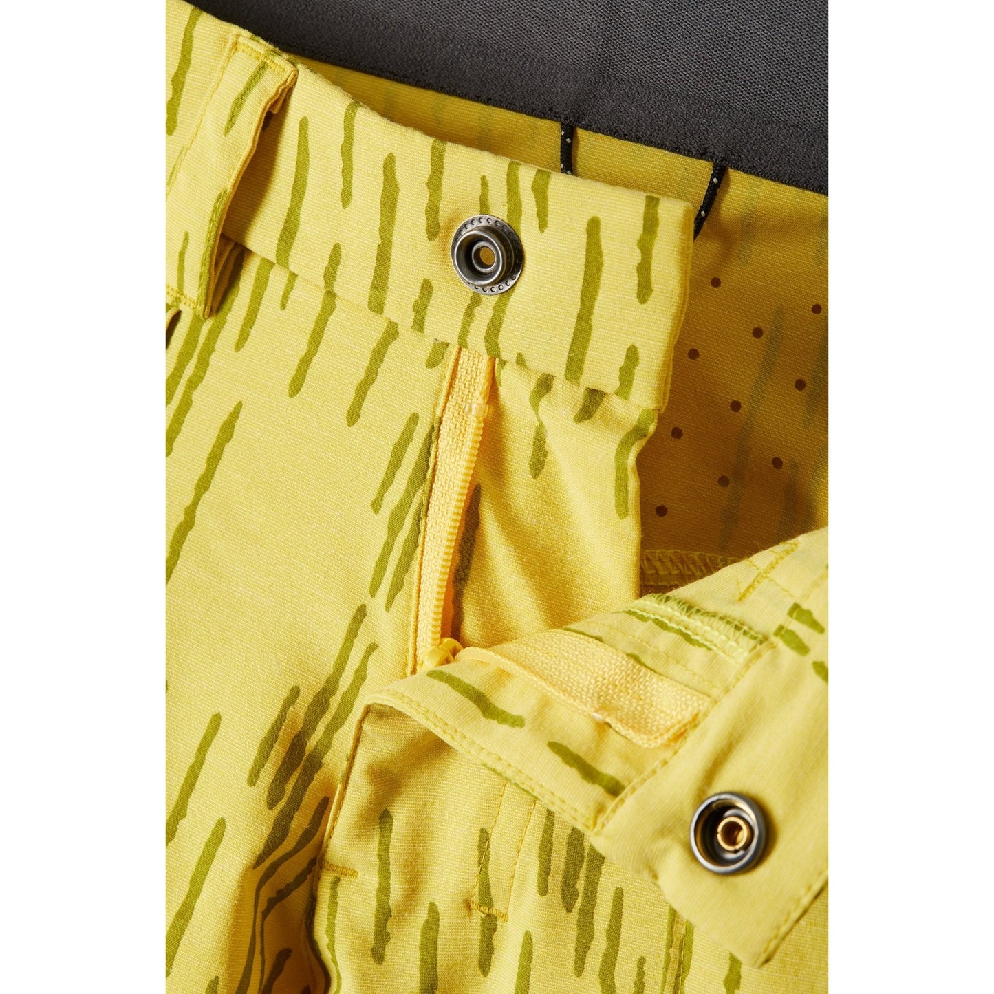Club Ride Apparel Women's Joy Ride Everywhere Recycled Short 9"