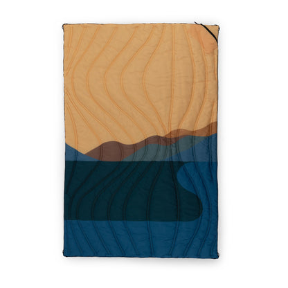 Picnic Time Aura Outdoor Puffer Blanket