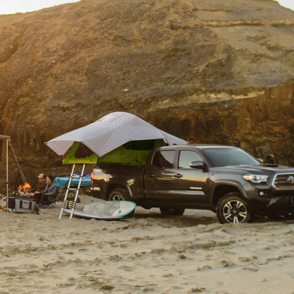 Yakima SkyRise Medium Nylon Rooftop Camping Tent for 3 People with Ladder, Green - Angler's Pro Tackle & Outdoors