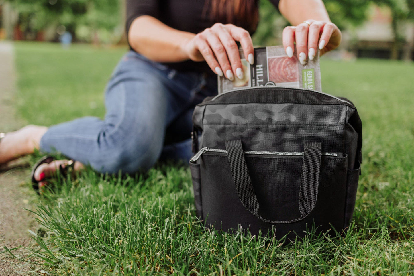 Picnic Time  On The Go Lunch Bag Cooler